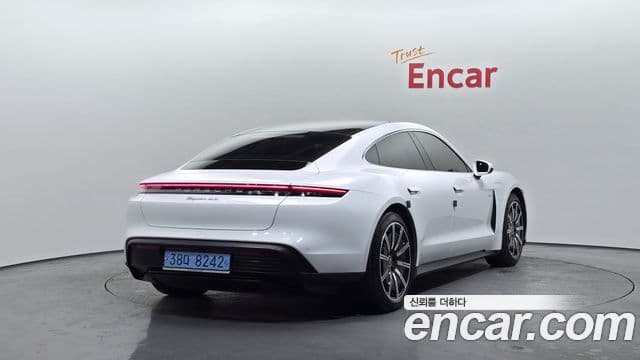 Porsche 타이칸 4S, 2021 2