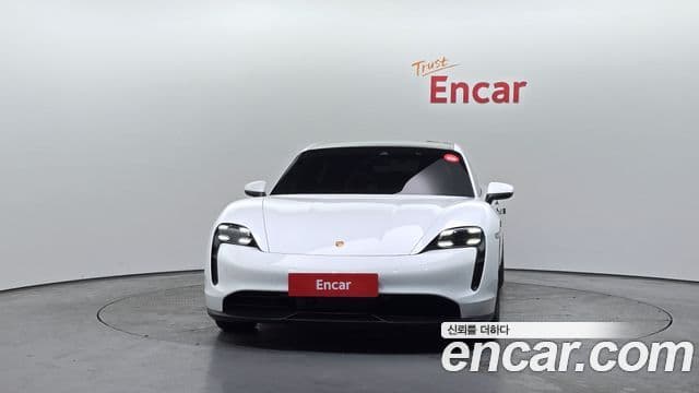 Porsche 타이칸 4S, 2021 3