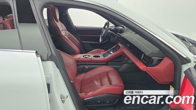 Porsche 타이칸 4S, 2021 11