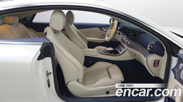 Mercedes-Benz E-класс W213 E450 4MATIC купе, 2021 11