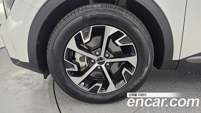 Kia Sportage 5세대 гибрид Signature Gravity 2WD, 2022 все фото