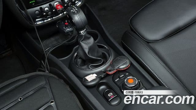 Mini Cooper 클럽맨 2세대, 2018 9