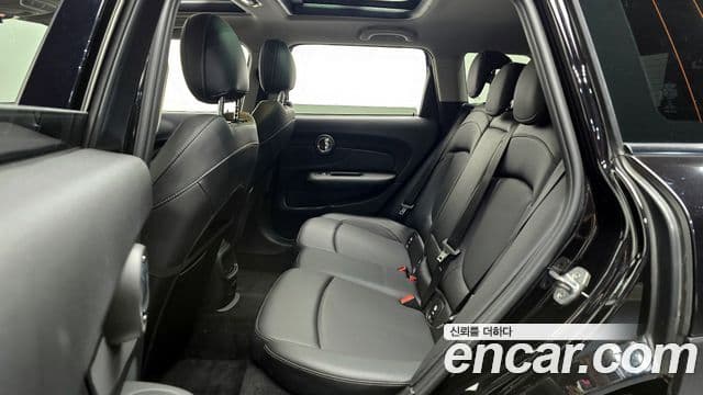 Mini Cooper 클럽맨 2세대, 2018 12