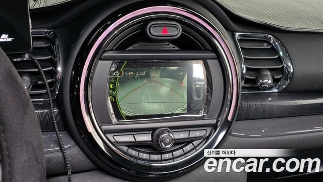 Mini Cooper 클럽맨 2세대, 2018 15