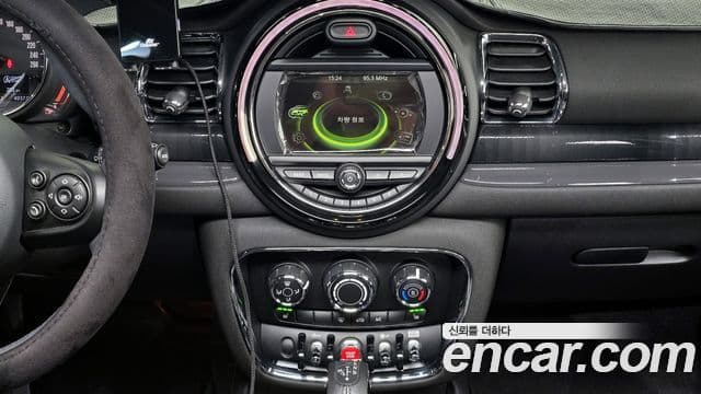 Mini Cooper 클럽맨 2세대, 2018 16