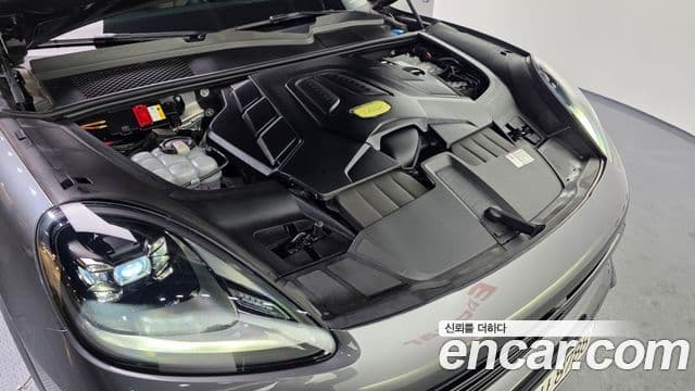 Porsche Cayenne (PO536) 3.0 купе, 2022 6