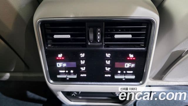 Porsche Cayenne (PO536) 3.0 купе, 2022 19