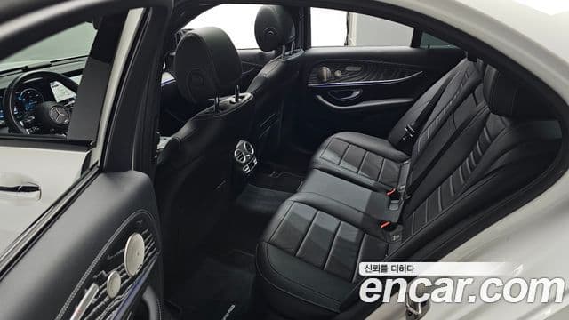 Mercedes-Benz E-класс W213 AMG Line, 2023 12