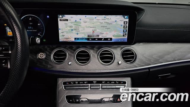 Mercedes-Benz E-класс W213 AMG Line, 2023 14