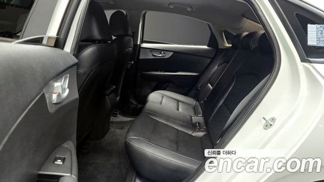 Kia The / новый New K3 2세대 Prestige, 2022 12