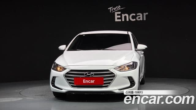 Hyundai Avante AD 1.6 GDI Value Plus, 2018 3