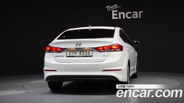 Hyundai Avante AD 1.6 GDI Value Plus, 2018 4