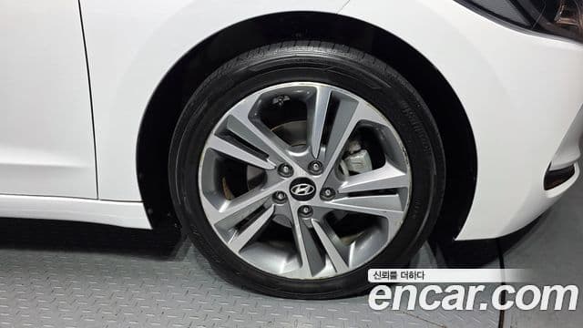 Hyundai Avante AD 1.6 GDI Value Plus, 2018 все фото