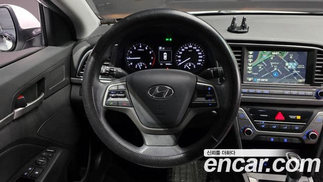 Hyundai Avante AD 1.6 GDI Value Plus, 2018 13