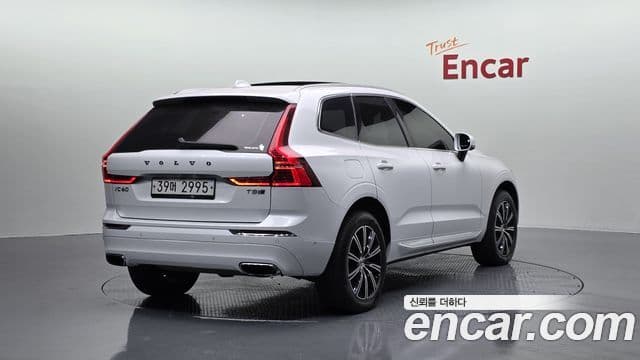 Volvo XC60 2세대 T8 Inscription, 2019 2