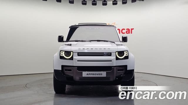 Land Rover Defender (L663) 110 P300 X-Dynamic SE, 2025 8