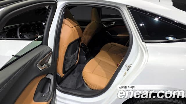 Audi A5 (B10) 45 TFSI Quattro S Line, 2025 11