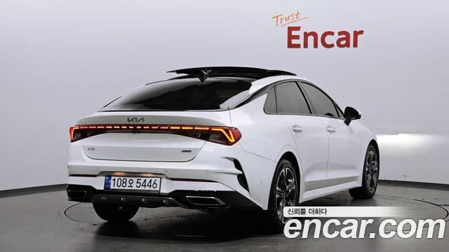 Kia K5 гибрид 3세대 Signature, 2023 2