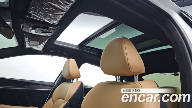 Kia K5 гибрид 3세대 Signature, 2023 17