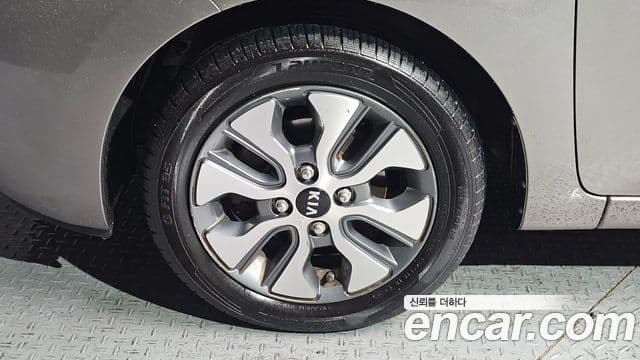 Kia The / новый New Morning Luxury, 2016 все фото