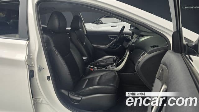 Hyundai Avante MD Premium, 2013 10