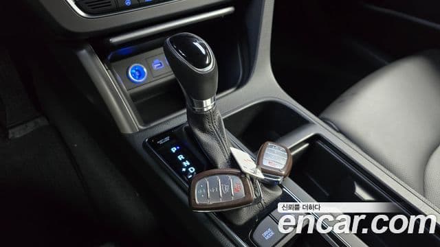 Hyundai LF Sonata 1.6 турбо Smart, 2017 9