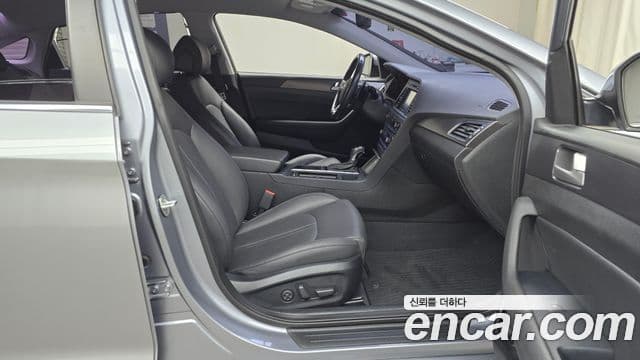 Hyundai LF Sonata 1.6 турбо Smart, 2017 11