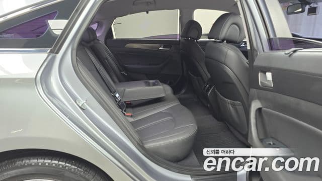 Hyundai LF Sonata 1.6 турбо Smart, 2017 12