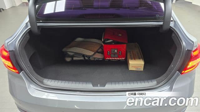 Hyundai LF Sonata 1.6 турбо Smart, 2017 20