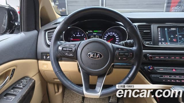 Kia The / новый New Carnival Noblesse Special, 2019 13