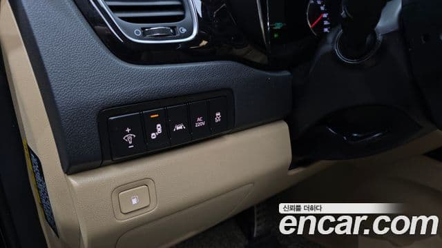 Kia The / новый New Carnival Noblesse Special, 2019 17