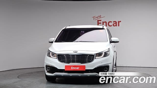 Kia All New Carnival Noblesse, 2016 3