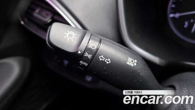 Hyundai Santa Fe TM Exclusive, 2019 18