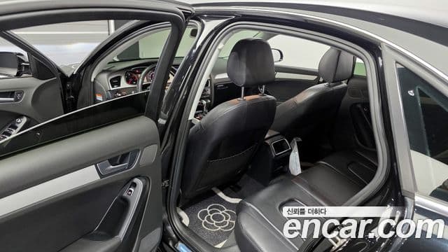 Audi New A4 B8, 2015 11