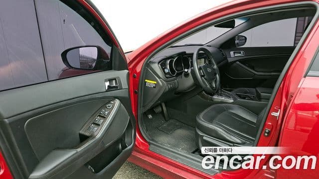 Kia K5 2.0 Deluxe, 2011 11