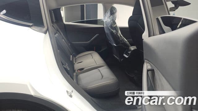 Tesla модель Y Long Range AWD, 2024 12