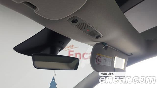 Tesla модель Y Long Range AWD, 2024 18