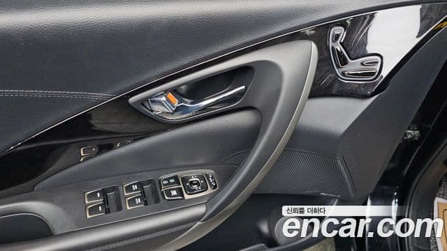 Hyundai Grandeur HG Modern, 2014 13