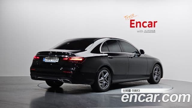 Mercedes-Benz E-класс W213 AMG Line, 2023 2