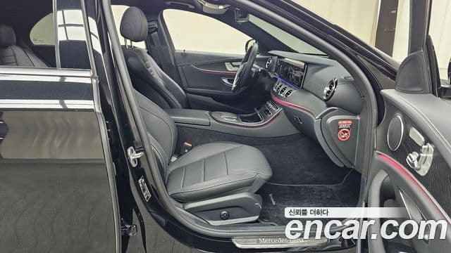 Mercedes-Benz E-класс W213 AMG Line, 2023 11