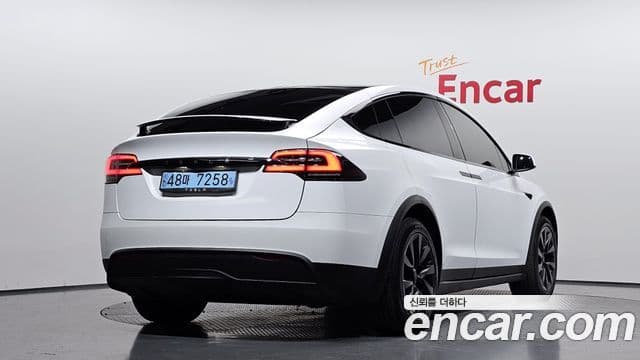 Tesla модель X, 2023 2