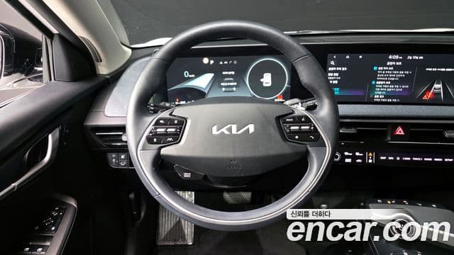 Kia EV6 Air, 2023 13