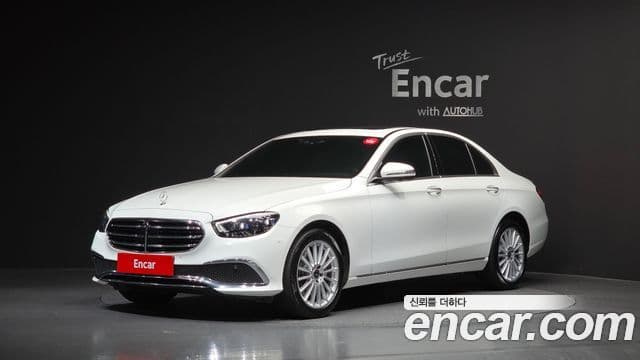 Mercedes-Benz E-класс W213 Exclusive, 2023 1