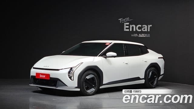 Kia EV4 Earth, 2026 1