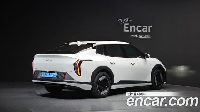 Kia EV4 Earth, 2026 2