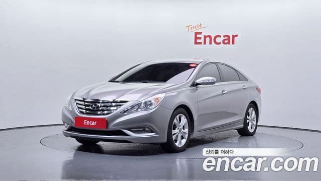 Hyundai YF Sonata LPI Premier(для людей с инвалидностью), 2010 1