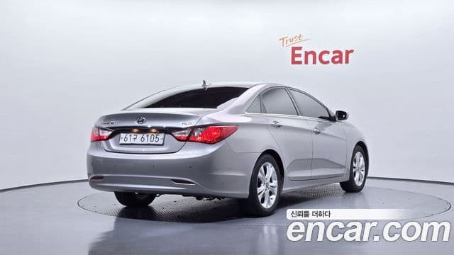 Hyundai YF Sonata LPI Premier(для людей с инвалидностью), 2010 2