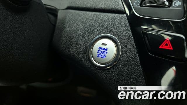 Hyundai YF Sonata LPI Premier(для людей с инвалидностью), 2010 18