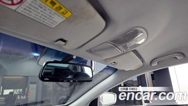 Hyundai YF Sonata LPI Premier(для людей с инвалидностью), 2010 20