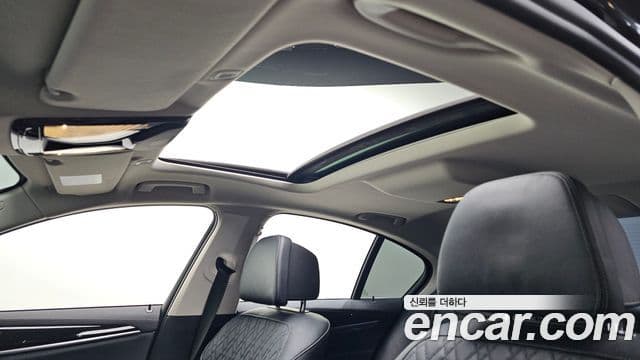 BMW 5시리즈 (G30) Luxury, 2021 18